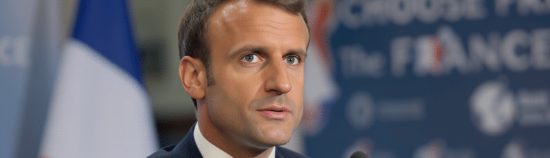 emmanuel macron annonce un record historique avec 93 milliards d'euros d'investissements &eacute;trangers lors du sommet choose france, renfor&ccedil;ant l'attractivit&eacute; &eacute;conomique de la france.