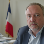 interview de jean pisani-ferry sur l'importance pour la france de restaurer la ma&icirc;trise de ses finances publiques et sociales afin d'assurer la stabilit&eacute; &eacute;conomique et sociale du pays.
