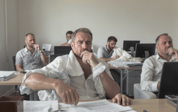 face &agrave; la canicule au travail, la cgt demande une r&eacute;forme urgente de la loi, alors que le gouvernement favorise la mise en place d'accords sectoriels pour adapter les conditions de travail.