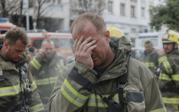 d&eacute;couvrez comment les collectivit&eacute;s locales demandent des ressources suppl&eacute;mentaires pour soutenir les pompiers face &agrave; leurs difficult&eacute;s et renforcer le financement de la s&eacute;curit&eacute; civile.
