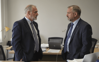 d&eacute;couvrez comment l'engagement de deux inspecteurs du travail a d&eacute;clench&eacute; une affaire politique majeure impliquant le minist&egrave;re, soulevant des enjeux de gouvernance et de justice sociale.