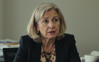 sophie binet (cgt) d&eacute;nonce une aide aux gros consommateurs de carburants qu'elle juge complexe et inefficace, soulevant des questions sur son impact r&eacute;el.
