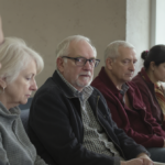 découvrez les préoccupations soulevées par le nouveau projet gouvernemental sur la retraite et les droits familiaux, et son impact potentiel sur les familles.