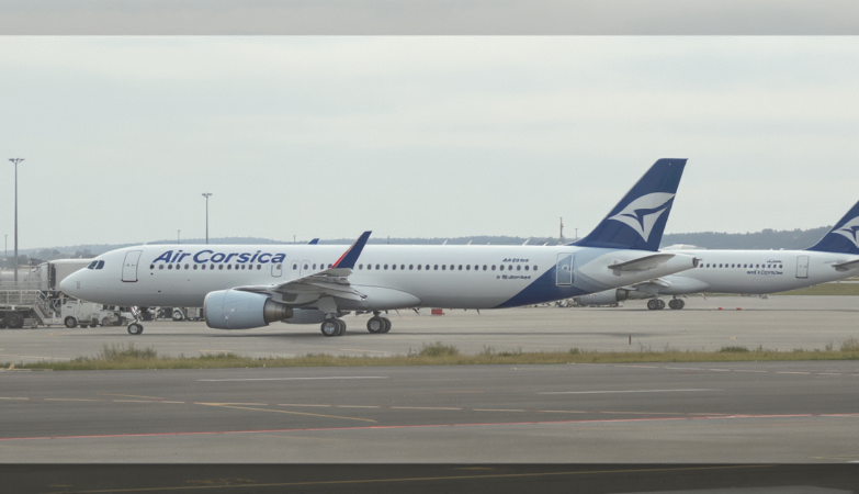 air corsica immobilise plusieurs avions par pr&eacute;caution. d&eacute;couvrez les raisons de cette mesure et ses cons&eacute;quences pour les passagers.