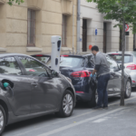 de plus en plus d&rsquo;automobilistes adoptent la voiture &eacute;lectrique et acc&eacute;l&egrave;rent la transition vers une mobilit&eacute; plus propre.