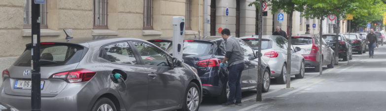 de plus en plus d&rsquo;automobilistes adoptent la voiture &eacute;lectrique et acc&eacute;l&egrave;rent la transition vers une mobilit&eacute; plus propre.